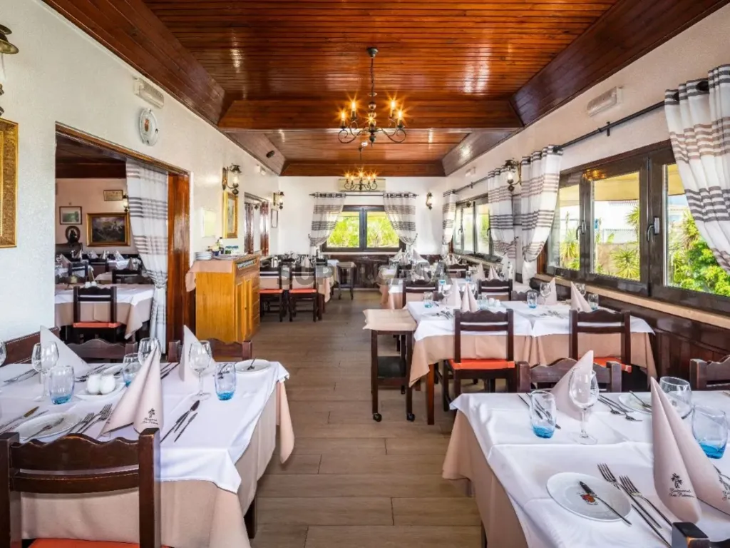 Salle à manger - Luxury House with Restaurant in Albufeira
