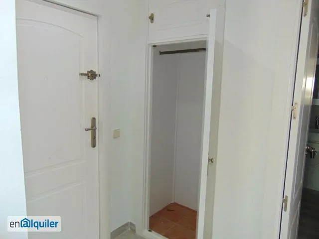 Esik - Modern Flat with Air Conditioning in Chamartín