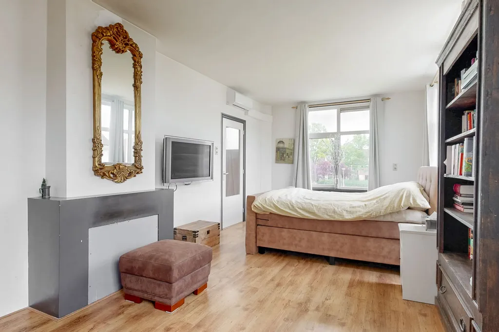 Chambres - Modernised 1930s House with Garden in Leiderdorp