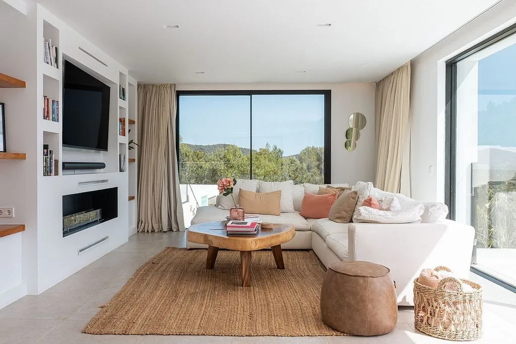 Elutuba - Chalet with Pool and Terrace in Santa Eulalia del Río