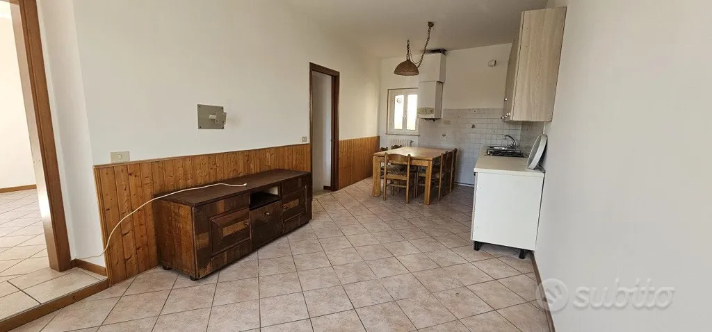 Appartement 4 pièces à IT