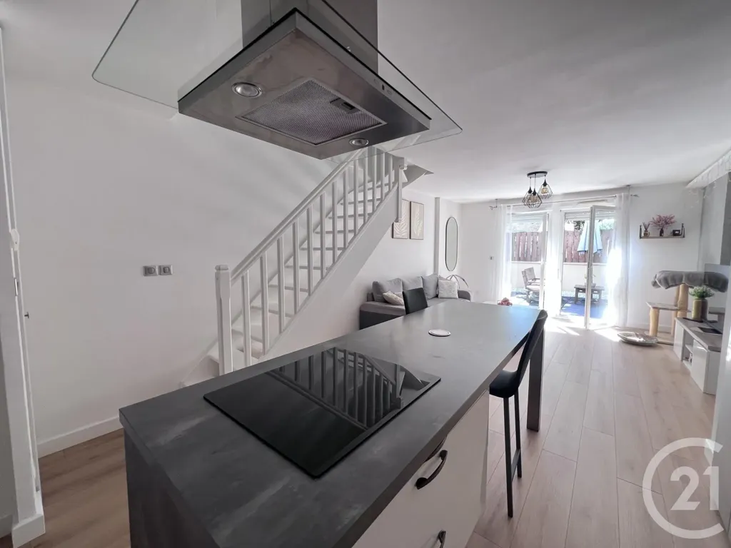 Köök - Renovated Duplex with Terrace in Ballan-Miré