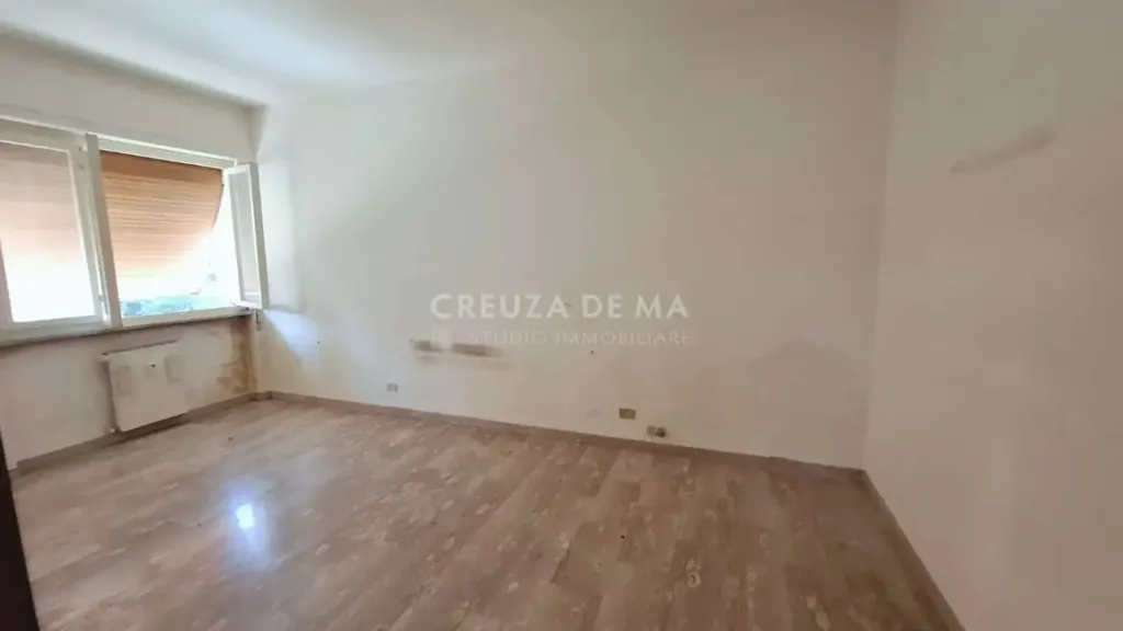 Pièces - Trilocale with Terraced Views in Rapallo