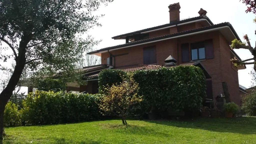 Aed - Luxury Villa with 5 Units in San Giorgio di Piano