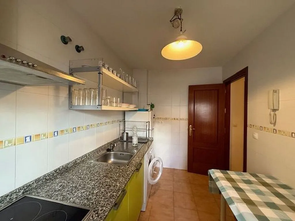 Köök - Ground Floor Flat with Garden View in Facinas