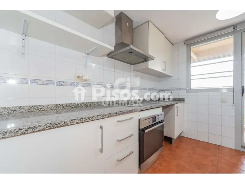 Cuisine - Apartment with Pool in Sanchinarro, Madrid