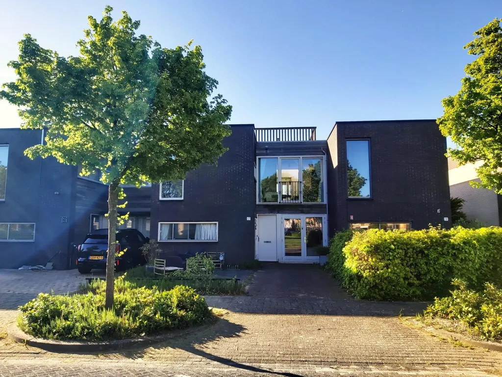 7-toaline maja asukohas Almere