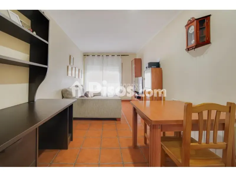 Salle à manger - Spacious Apartment with Balcony in Can Boada, Terrassa