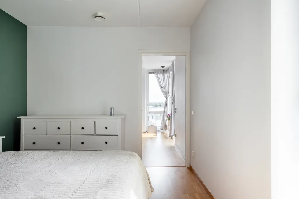Magamistoad - Apartment with South-West Balcony in Tuve
