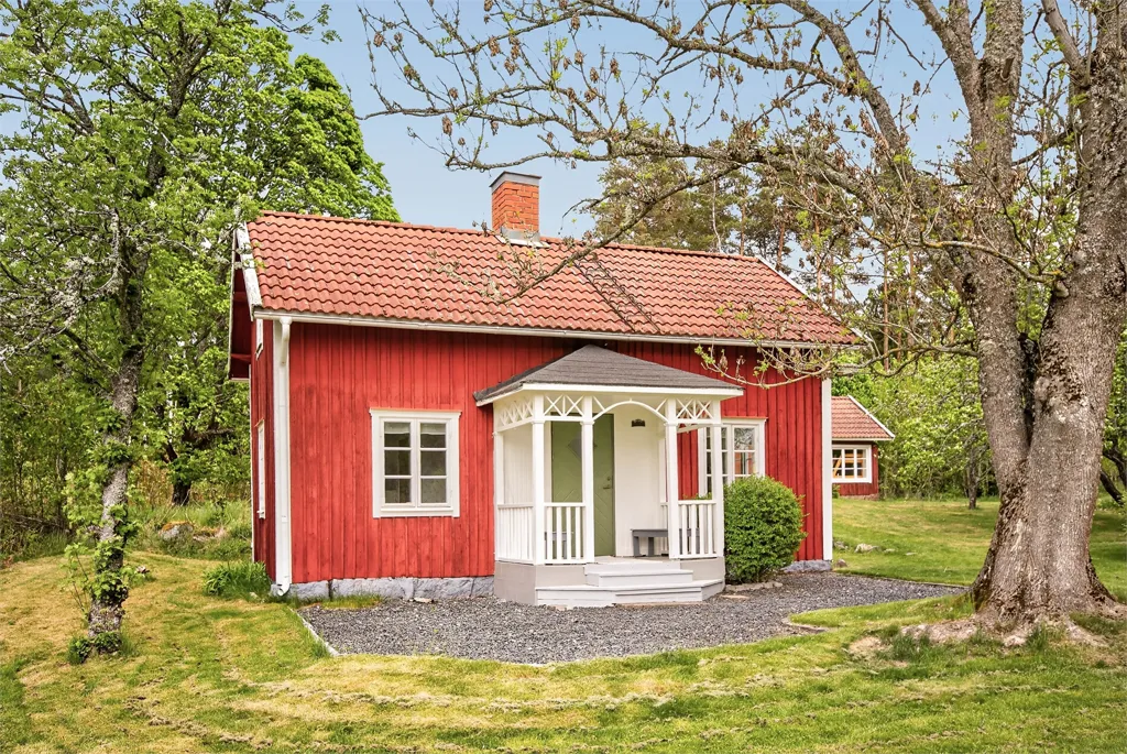 Extérieur - Renovated Holiday Home with Pool in Ängby
