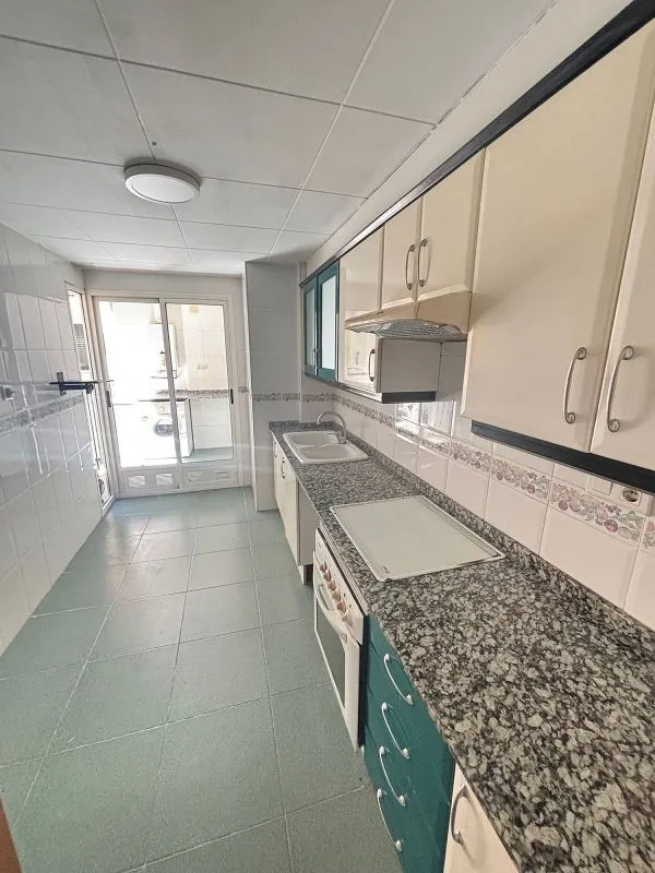 Cuisine - Apartment with Balcony and Lift in Safranar