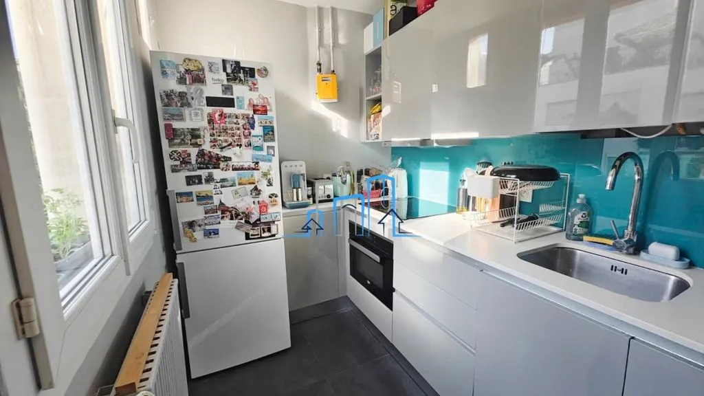 Cuisine - Appartement 2 Pièces avec Charme Ancien à Montmartre