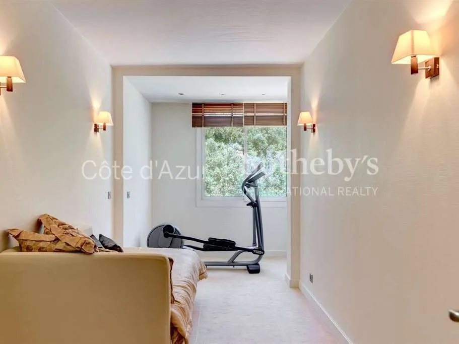 Toad - Prestigious Apartment with Sea View in Cannes