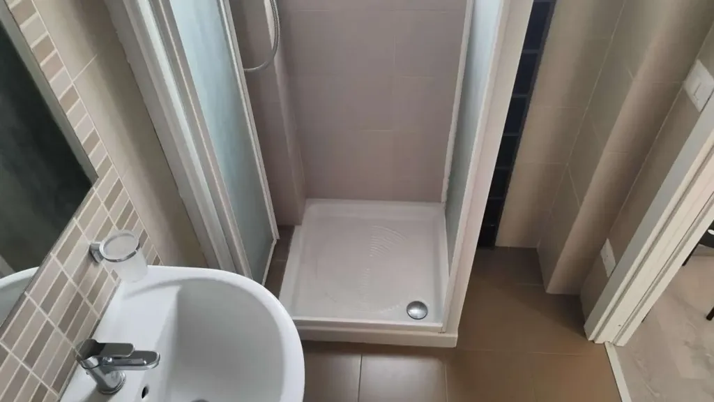 Salles de bain - Rented Duplex with Balcony in Catania Centre