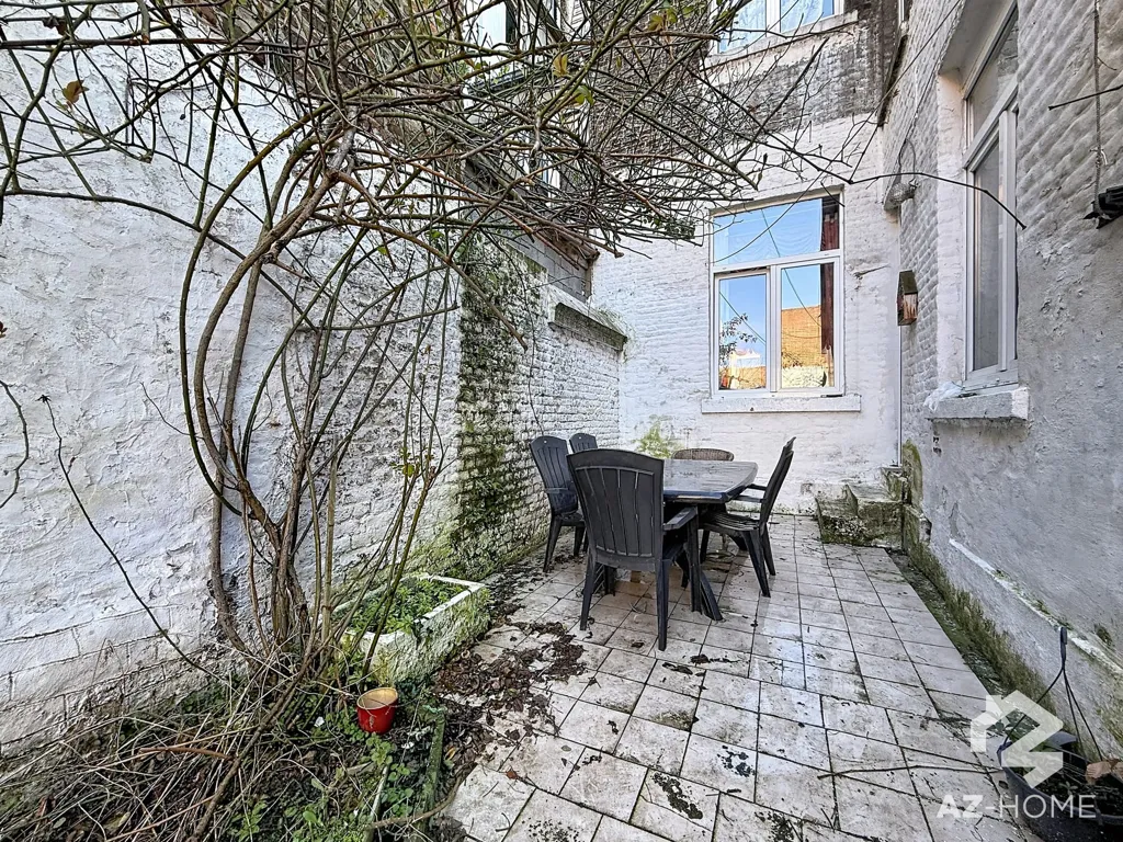 courtyard