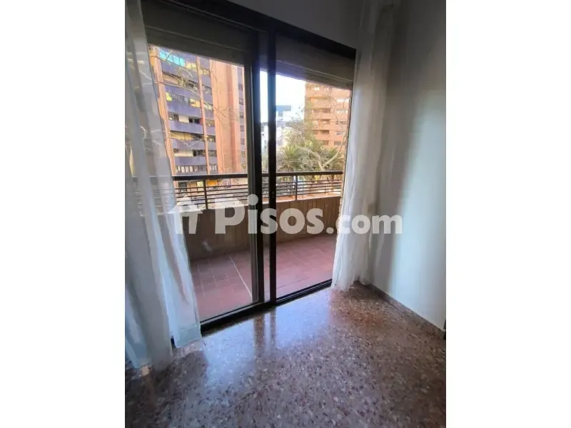 Rõdu - Apartment with Balcony in Valencia
