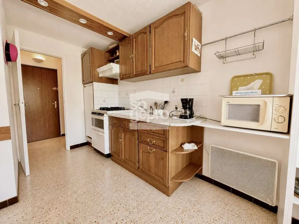 Köök - 2-Bedroom Apartment with Balcony in Cap d'Agde