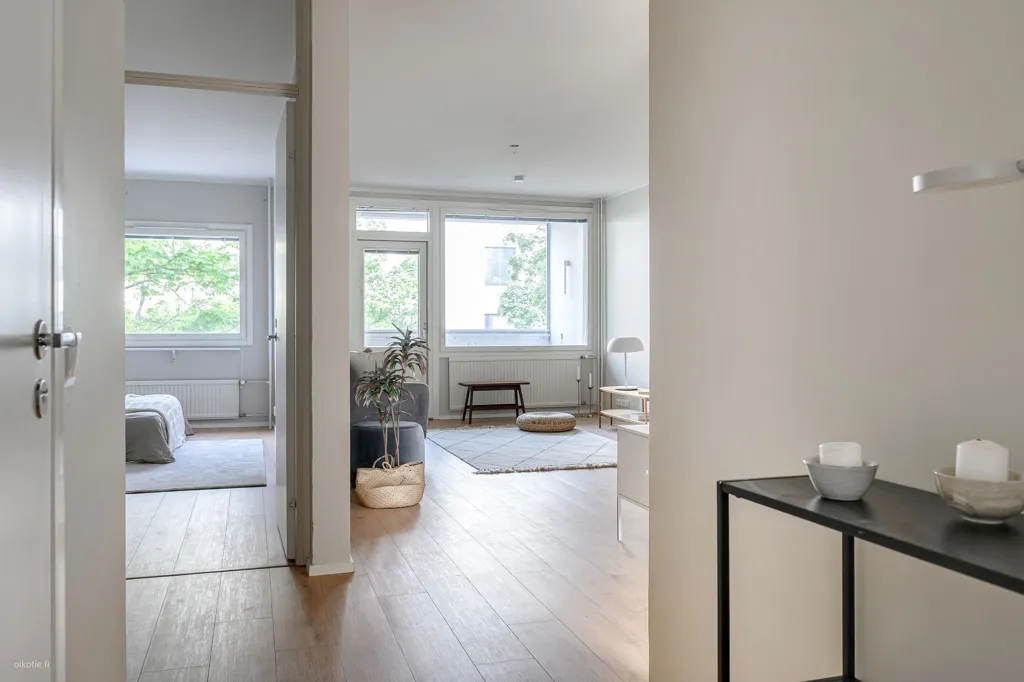 Entrée - Modernised Apartment with Balcony in Kivenlahti, Espoo