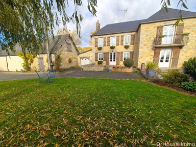 Jardin - Maison en Pierres avec Bureau et Dépendance à Domfront