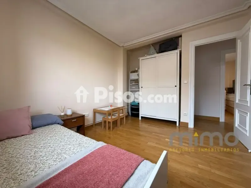 Chambres - Spacious Apartment with Balcony in Irún