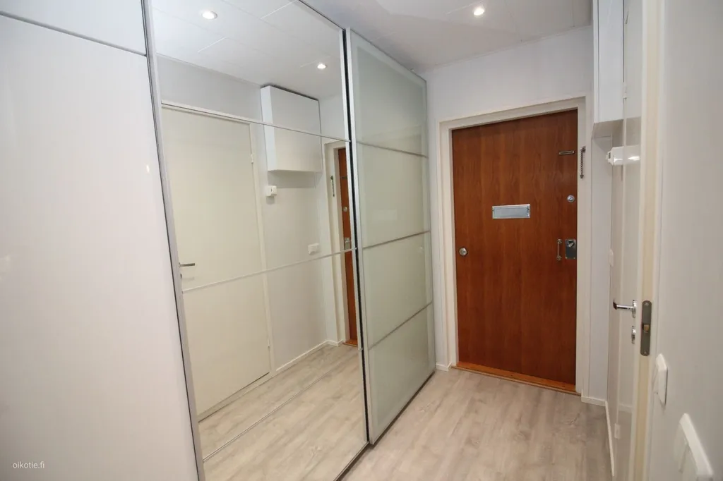 Pièces - Renovated Studio with Balcony in Pori Centre