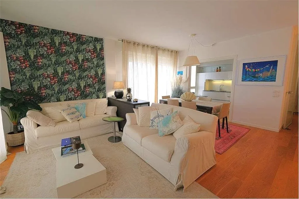 Elutuba - Luxury Penthouse with Sea View in Jesolo