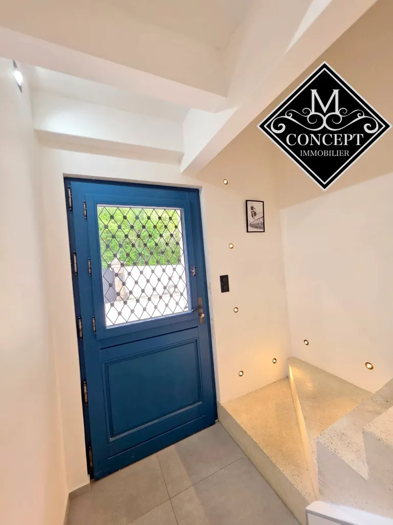 Entrée - Propriété 5 Chambres avec Jardin au Calme près de Valserhône