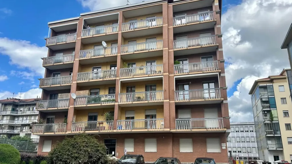 Extérieur - Modernised Apartment with Balcony in Biella