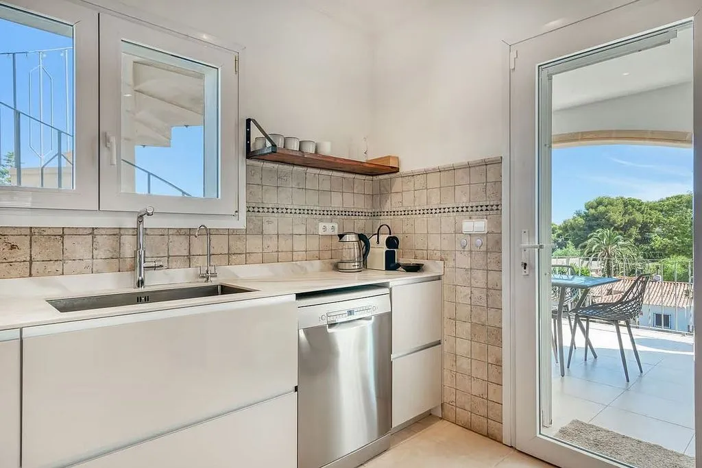 Kitchen - Chalet with Sea View and Pool in Cap Martí