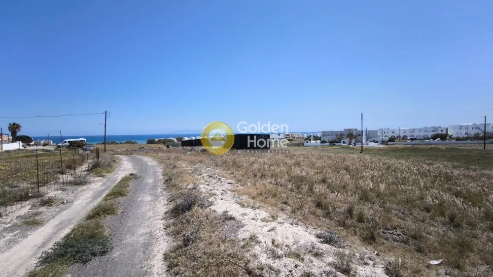 Aed - Monolithic Plot with Sea View in Santorini