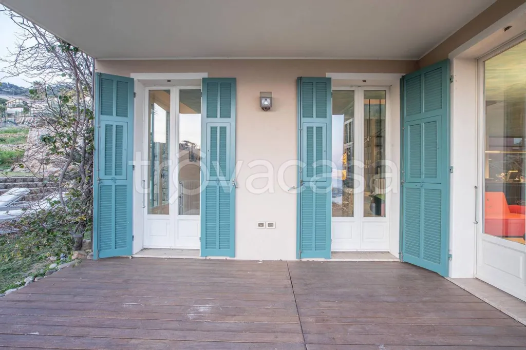Terrass - Luxury Villa with Infinity Pool in Bordighera
