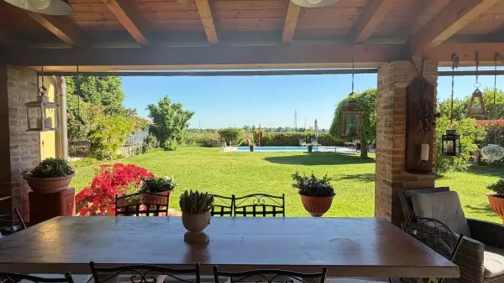 Terrass - Rustic Villa with Pool in Cavriago