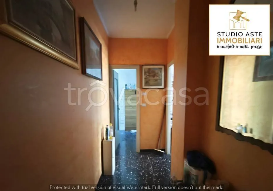 Entrée - Apartment with Balconies in Turin