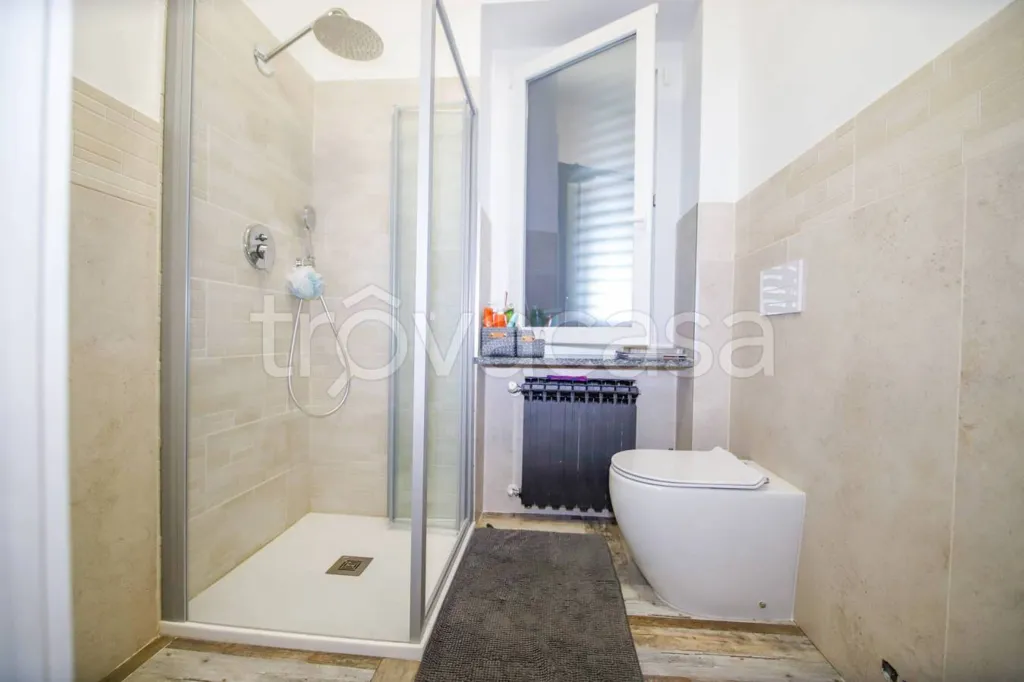 Salles de bain - Modern Villa with Private Garden in Lombardore