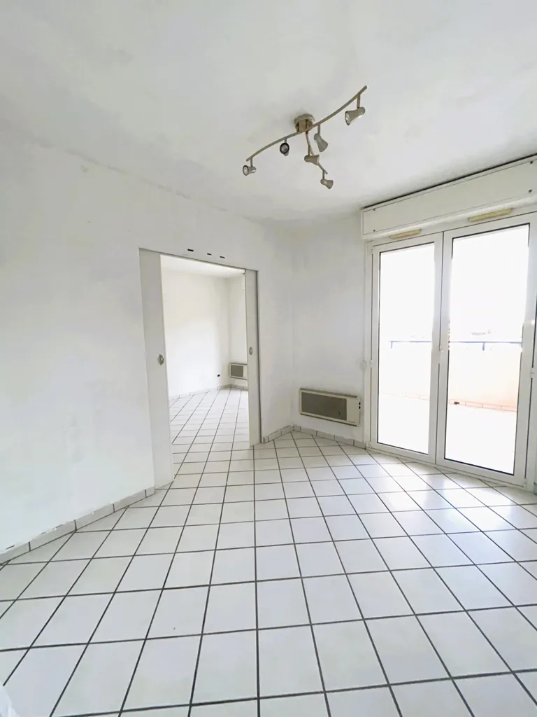 Toad - Apartment with Pool in Roquebrune-Cap-Martin