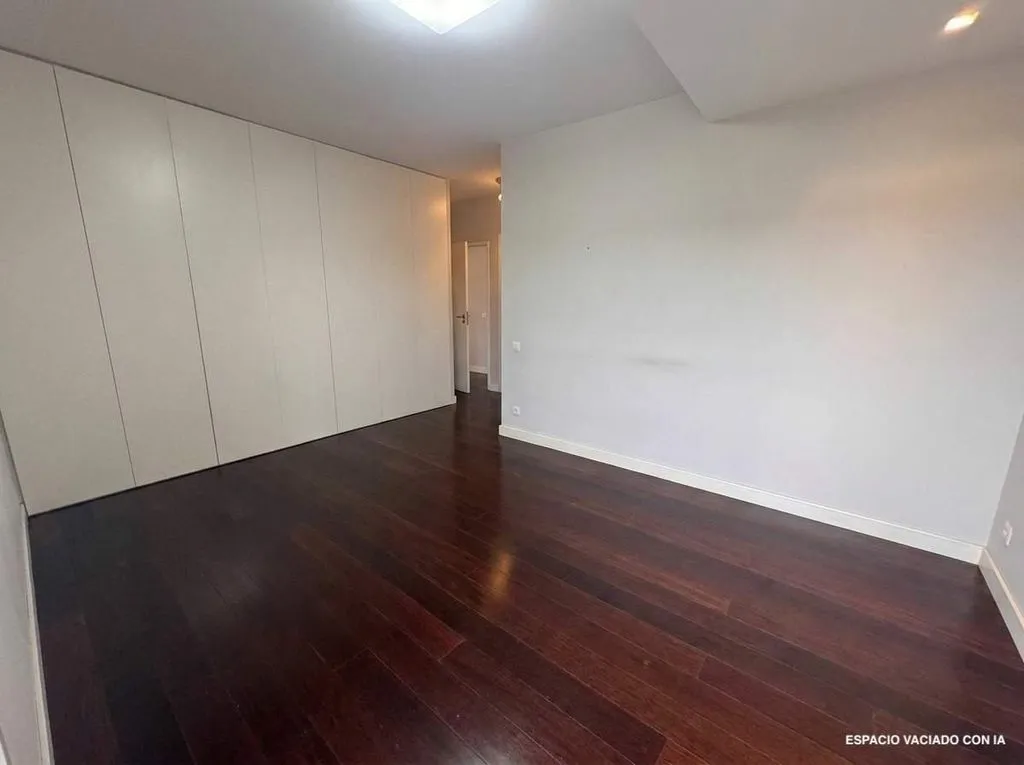 Rooms - Luxury Flat with Pool on Arroyofresno Street, Madrid