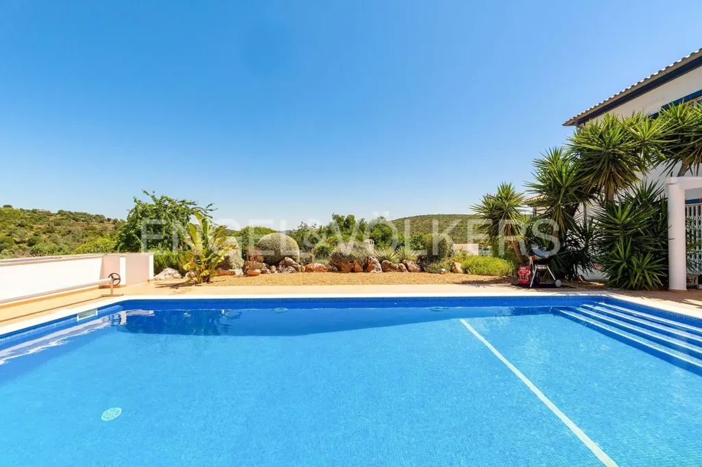 Piscina - Sustainable Luxury Villa with Private Pool in Loulé