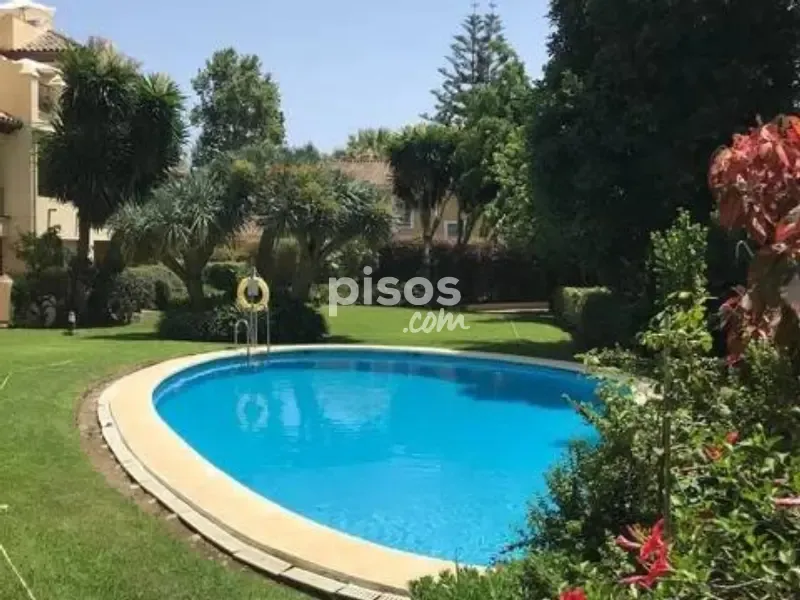 Pool - Apartment with Pool and Golf View in Guadalmina Alta