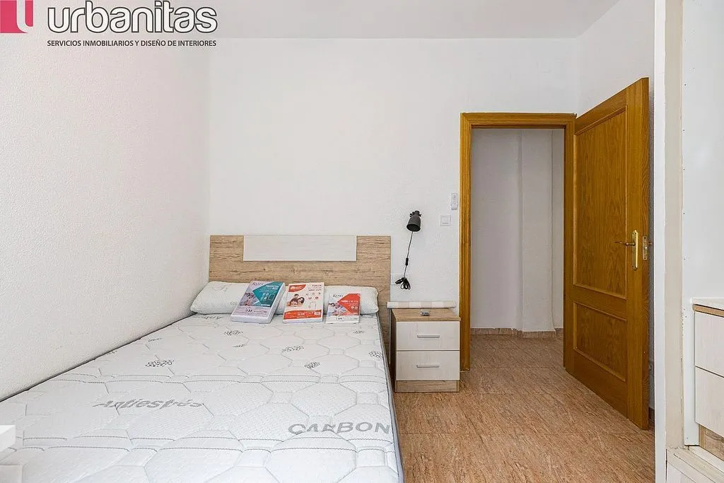 Chambres - Furnished Flat with Terrace in Vistabella