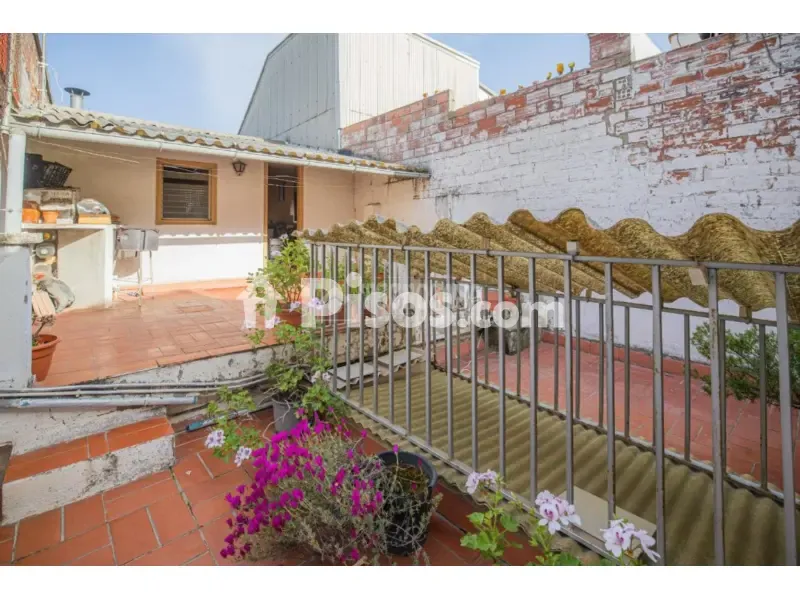 Terrazza - Two-Storey House with Terraces in Terrassa