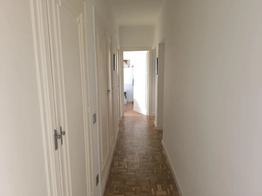 Entrée - Bright Apartment with Tram Access near Retiro Park