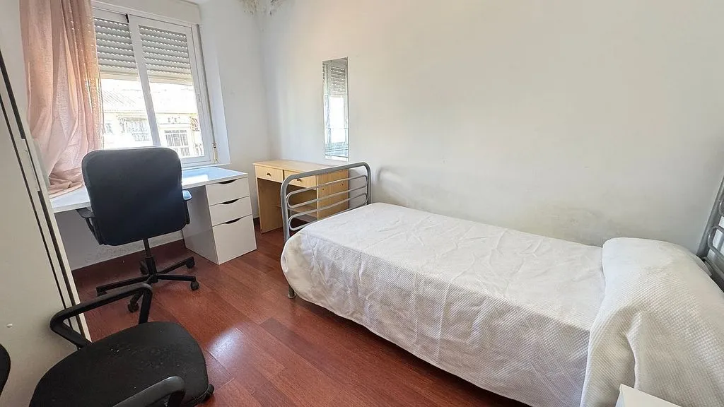 Magamistoad - Furnished Flat with Air Conditioning in Granada
