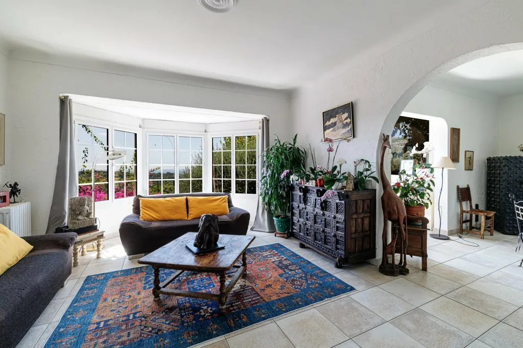 Elutuba - Charming 1920s Villa with Pool in Vence