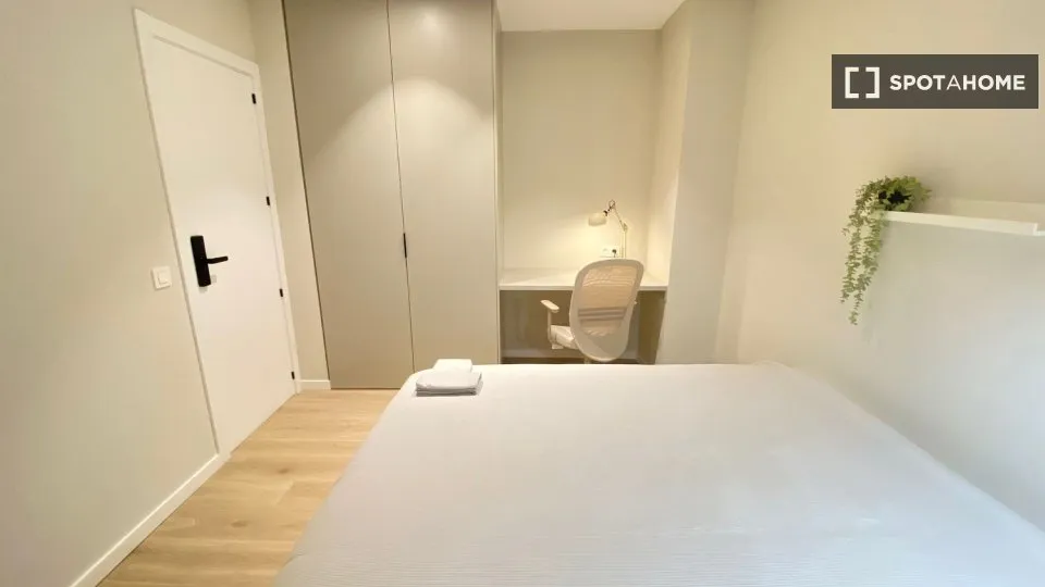 Magamistoad - Shared Flat with Lift in Niño Jesús, Madrid
