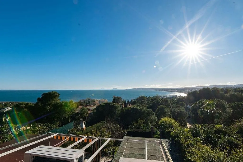 Balcone - Terraced House with Pool in Estepona