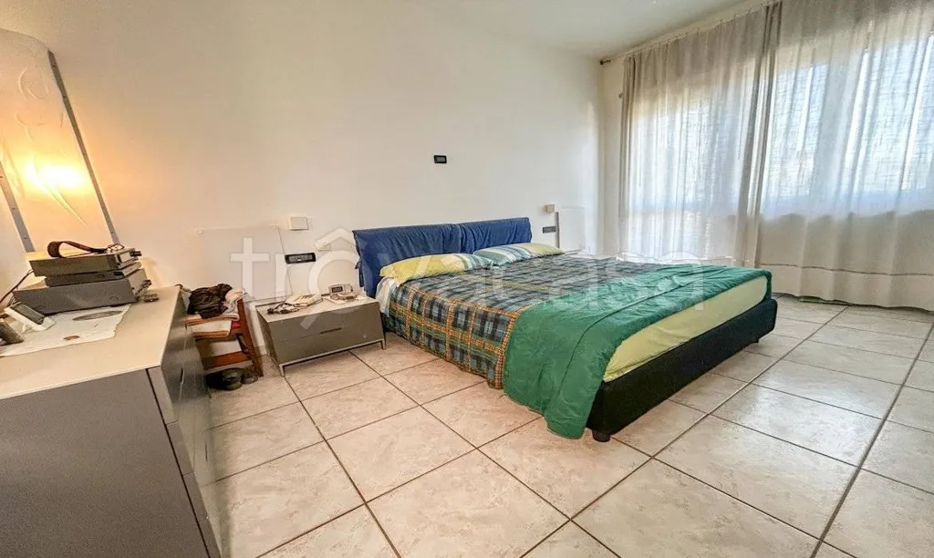Chambres - Rearranged Apartment with Balcony in Santena