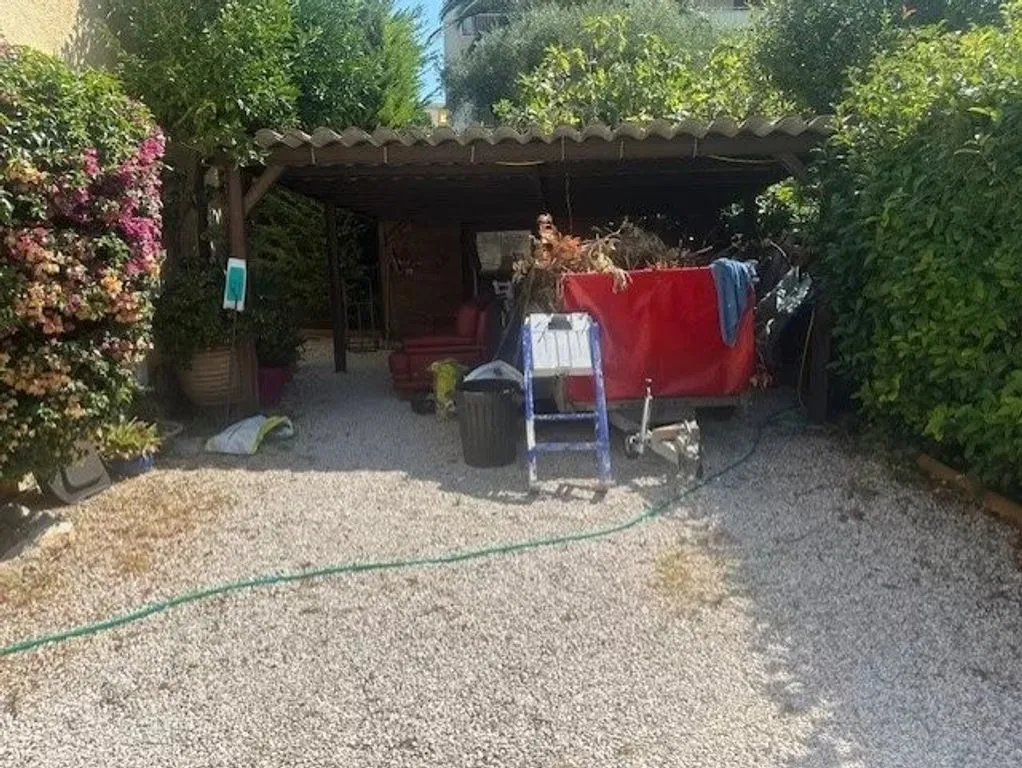 Aed - Villa with Private Pool in Central District