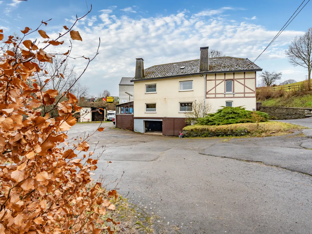 Extérieur - Maison Semi-Détachée pour Développement d'Appartements à Lierneux