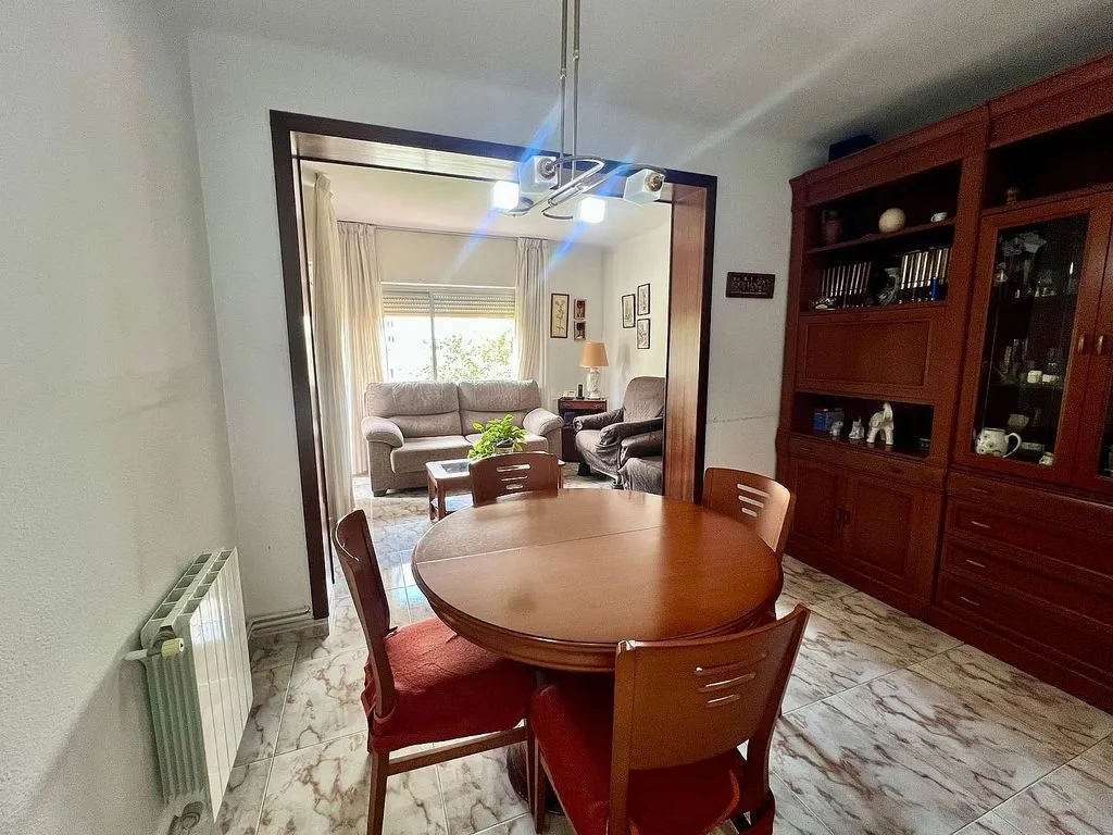 Salle à manger - Apartment with Balcony in Les Corts