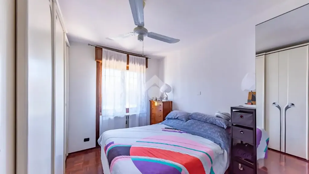 Magamistoad - 3-Bedroom Apartment with Balcony in Lainate